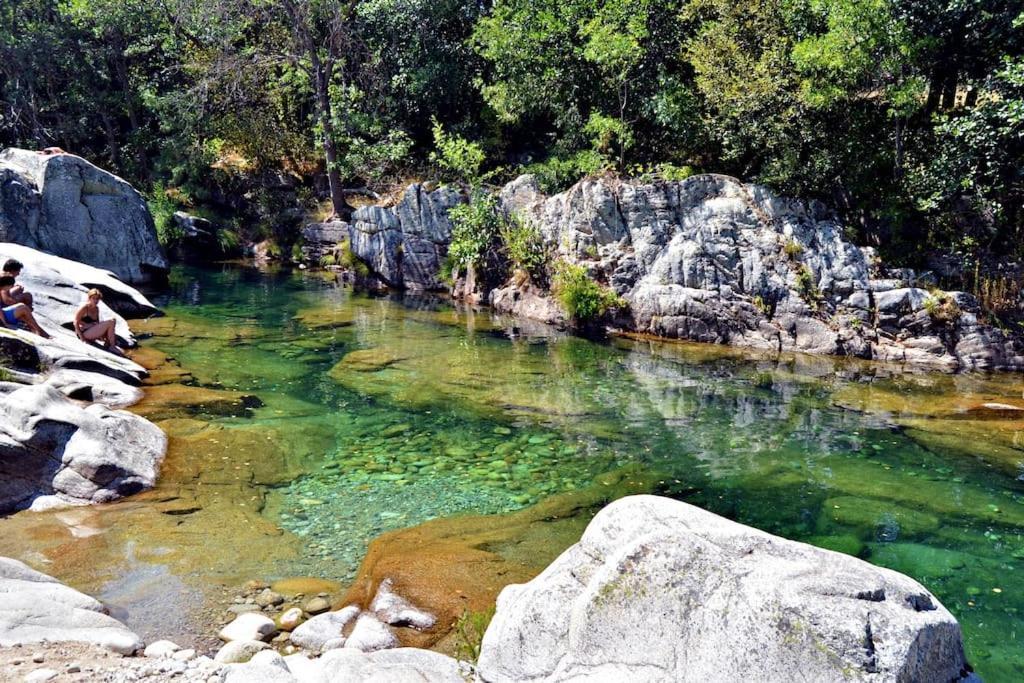 Casa Rural En Candeleda Con Piscina Y Un Maravilloso Jardin Zewnętrze zdjęcie