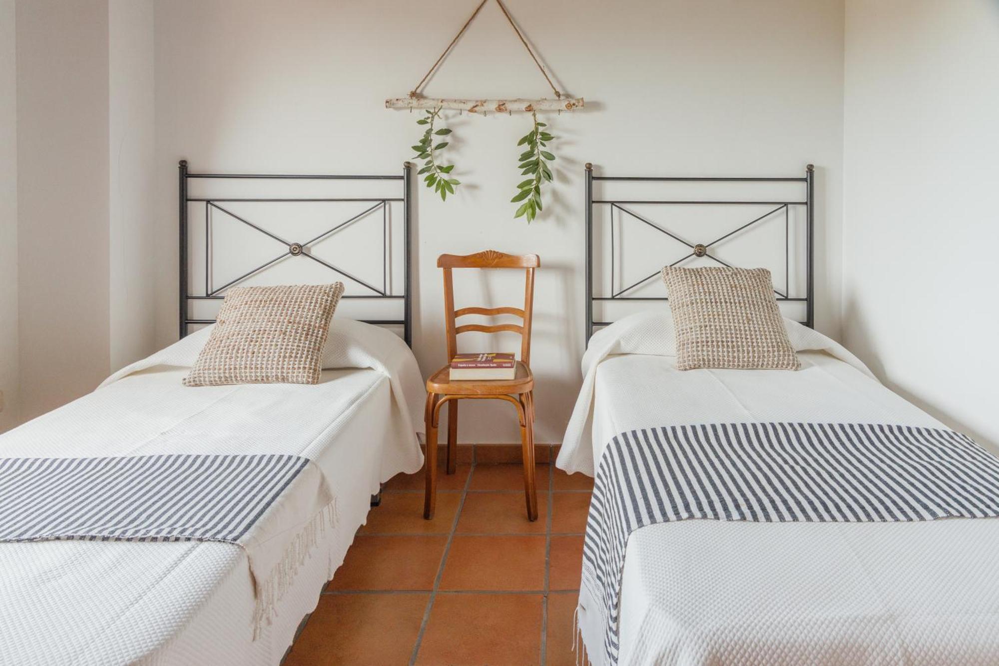 Casa Rural En Candeleda Con Piscina Y Un Maravilloso Jardin Zewnętrze zdjęcie