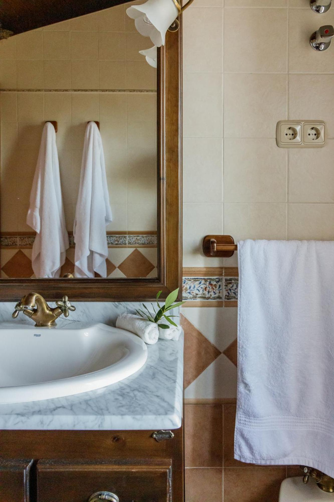 Casa Rural En Candeleda Con Piscina Y Un Maravilloso Jardin Zewnętrze zdjęcie